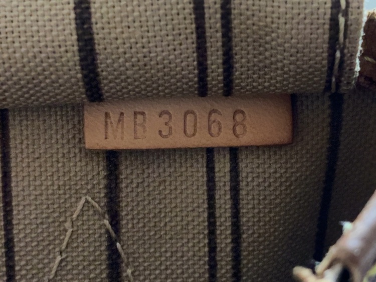 ルイヴィトン モノグラム （ブランドバッグ）の商品画像 - 査定依頼日：2025年12月2日 - 最高査定価格：40,000円