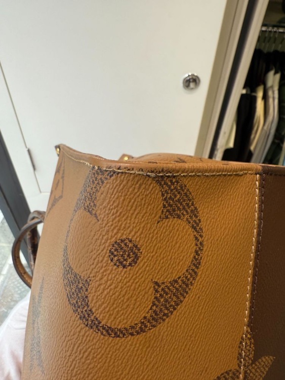 ルイヴィトン　オンザゴー MM（ブランドバッグ）の商品画像 - 査定依頼日：2025年9月21日 - 最高査定価格：220,000円