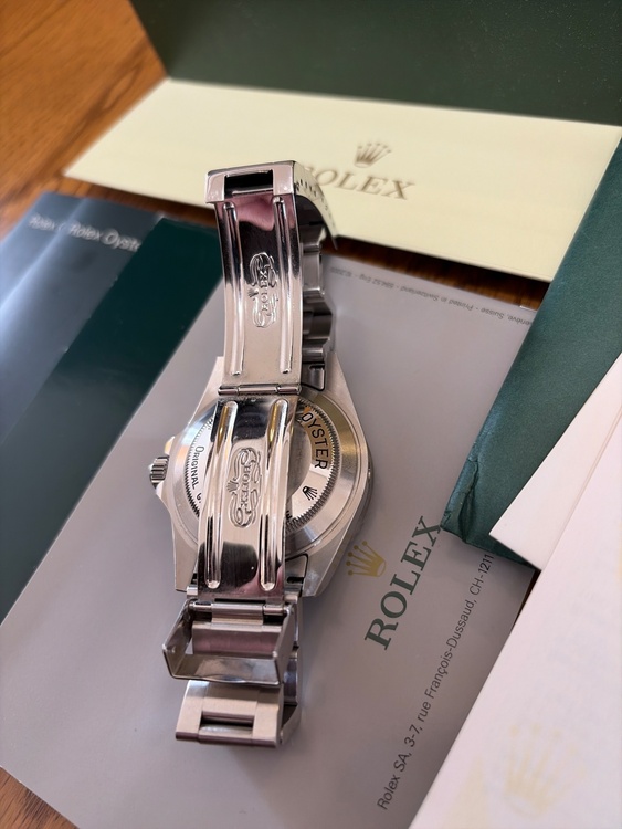 ロレックス シードゥエラー 1660（高級時計）の商品画像 - 査定依頼日：2026年1月25日 - 最高査定価格：1,400,000円