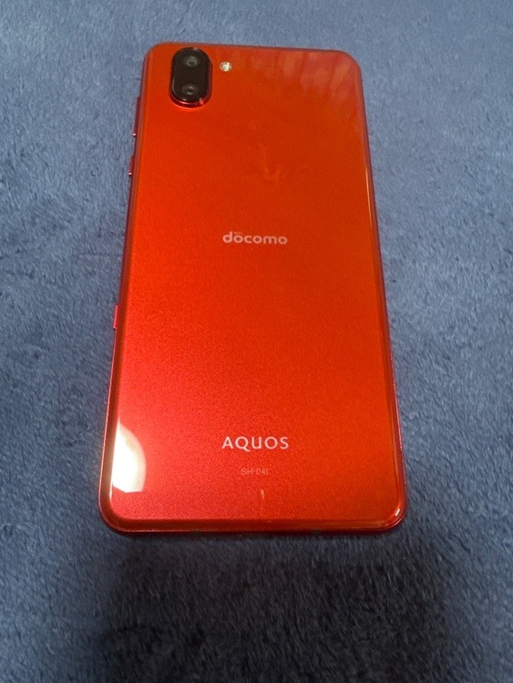 AQUOS SH-04L（スマホ）の商品画像 - 査定依頼日：2026年7月30日 - 最高査定価格：2,500円