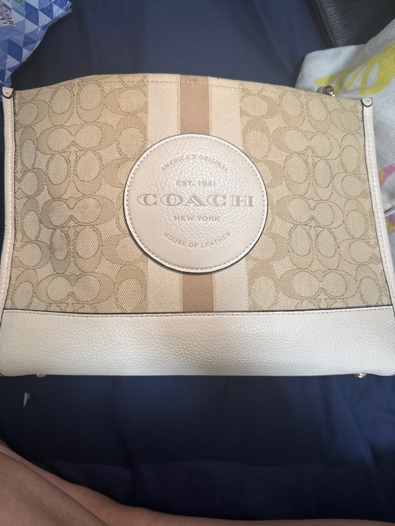 その他 コーチ （ブランドバッグ）の商品画像 - 査定依頼日：2025年10月10日 - 最高査定価格：3,000円