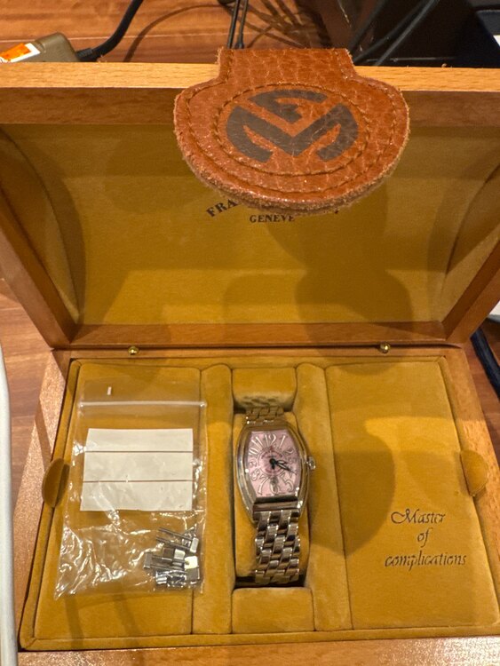 geneve（高級時計）の商品画像 - 査定依頼日：2025年1月14日 - 最高査定価格：130,000円