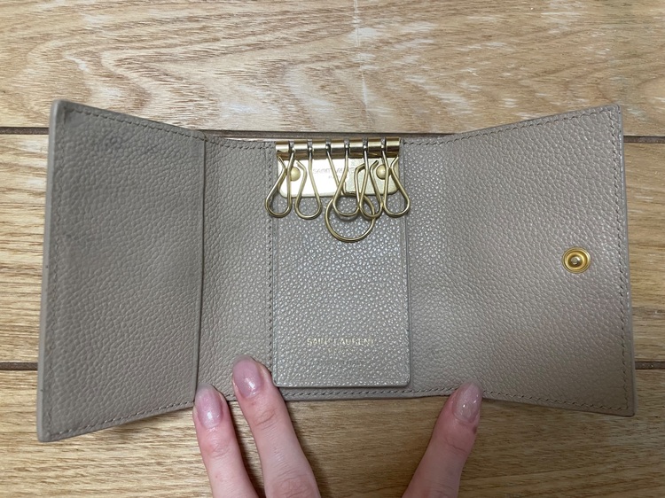 イブサンローラン  （ブランドバッグ）の商品画像 - 査定依頼日：2025年7月24日 - 最高査定価格：6,500円