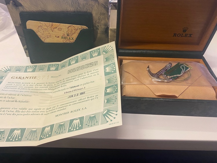 ロレックス サブマリーナー 1406（高級時計）の商品画像 - 査定依頼日：2025年6月15日 - 最高査定価格：1,350,000円