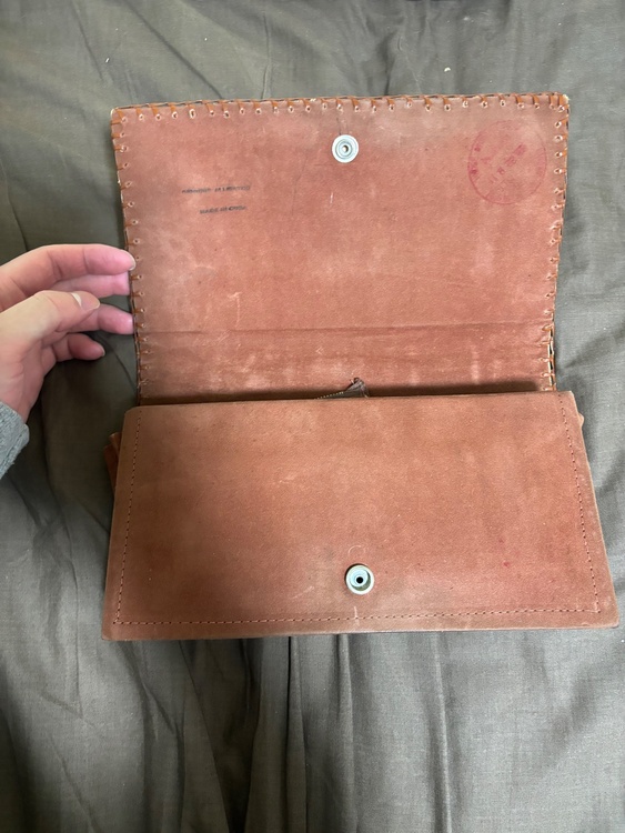 キューバ製　クロコダイル革　財布（美術品・骨董品）の商品画像 - 査定依頼日：2026年1月20日 - 最高査定価格：100,000円