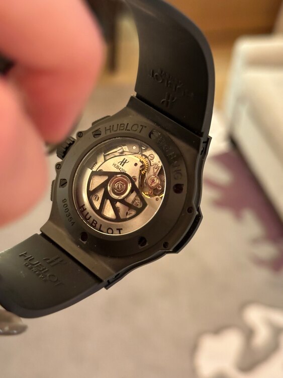 ウブロ ビックバン （高級時計）の商品画像 - 査定依頼日：2024年12月8日 - 最高査定価格：1,000,000円