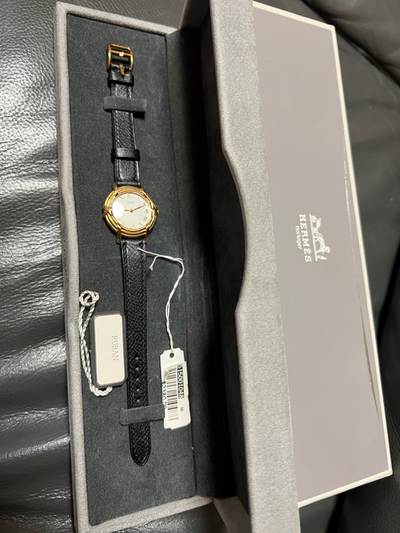 エルメス　ルバン　ゴールド（高級時計）の商品画像 - 査定依頼日：2026年2月15日 - 最高査定価格：300,000円