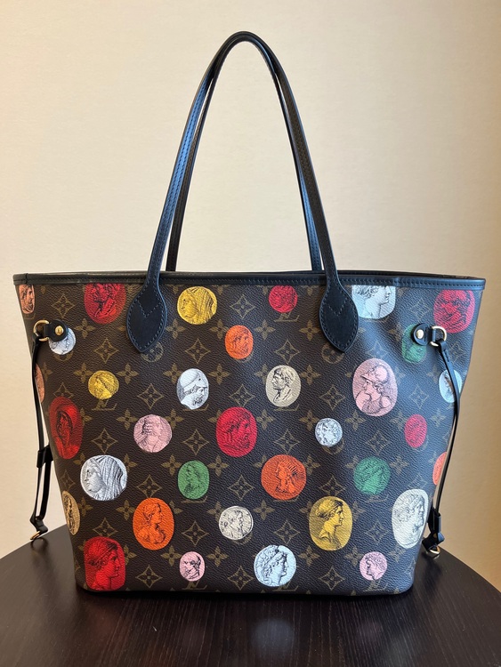 M45923（ブランドバッグ）の商品画像 - 査定依頼日：2022年7月9日 - 最高査定価格：220,000円