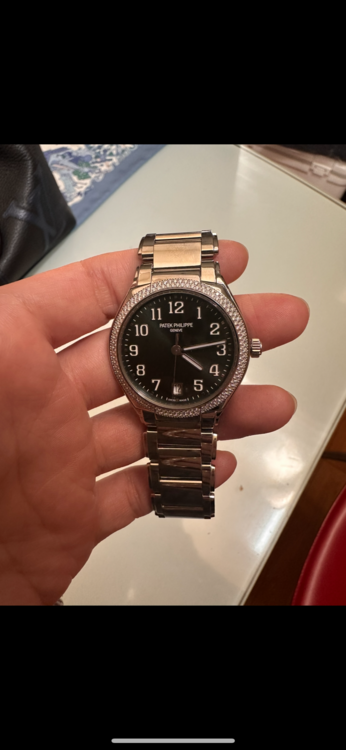 パテックフィリップ トゥエンティーフォー （高級時計）の商品画像 - 査定依頼日：2025年5月12日 - 最高査定価格：3,000,000円