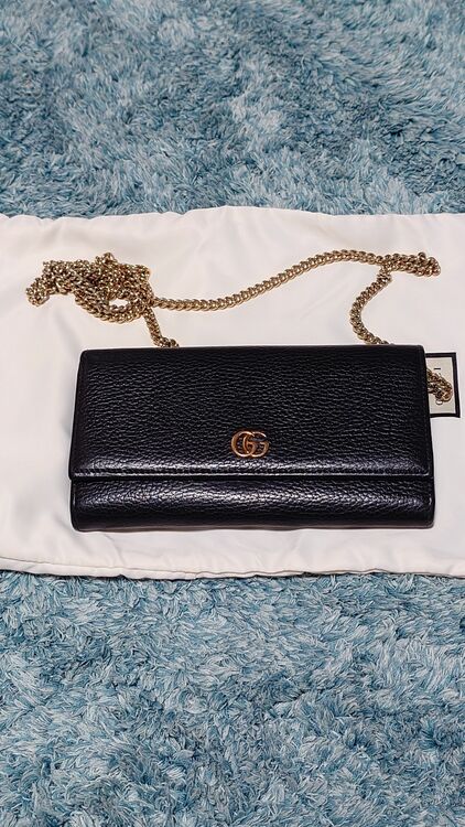 チェーンウォレット　ブラック　レザー　マーモント　長財布　546585　ショルダ（ブランドバッグ）の商品画像 - 査定依頼日：2025年8月23日 - 最高査定価格：50,000円