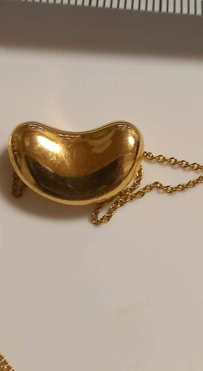 ネックレス(TIFFANYビーンデザイン　サイズ1.8センチ)（金・貴金属）の商品画像 - 査定依頼日：2024年12月30日 - 最高査定価格：72,000円