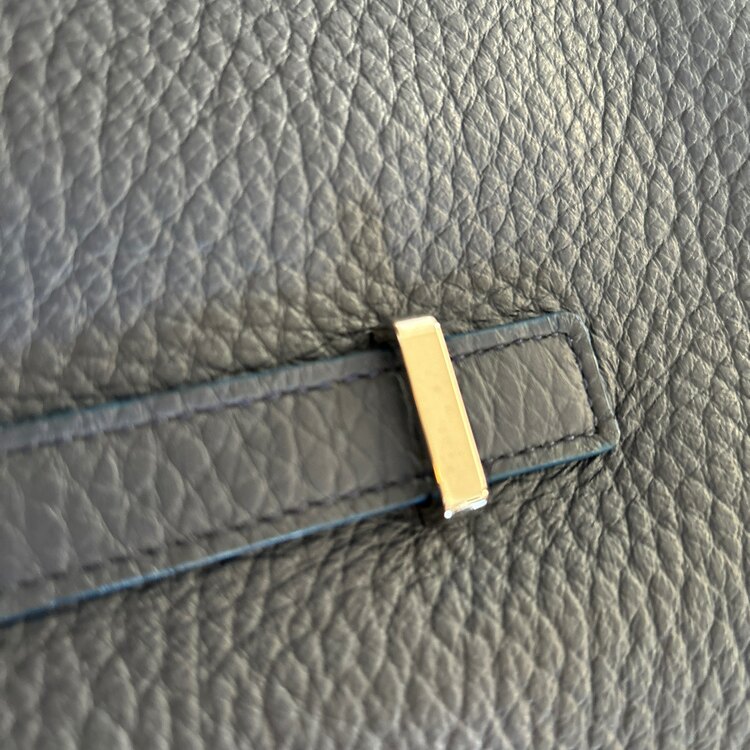 その他 フルラ （ブランドバッグ）の商品画像 - 査定依頼日：2025年4月8日 - 最高査定価格：2,000円