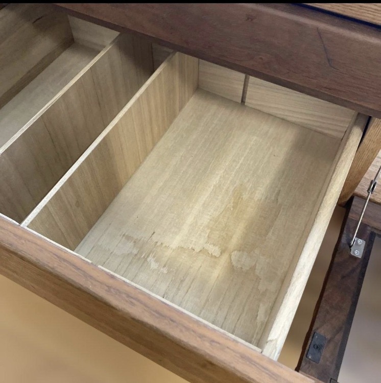 久和屋　Suite 150 TVボード Low ウォールナット・クリア（家具・寝具）の商品画像 - 査定依頼日：2026年3月29日 - 最高査定価格：5,000円