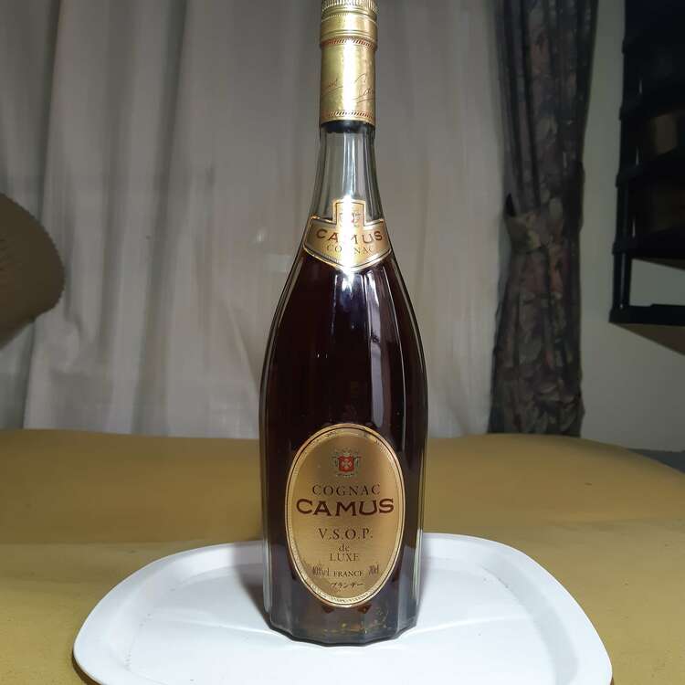 vsop de LUXE ESTd1863（お酒）の商品画像 - 査定依頼日：2025年5月29日 - 最高査定価格：1,500円