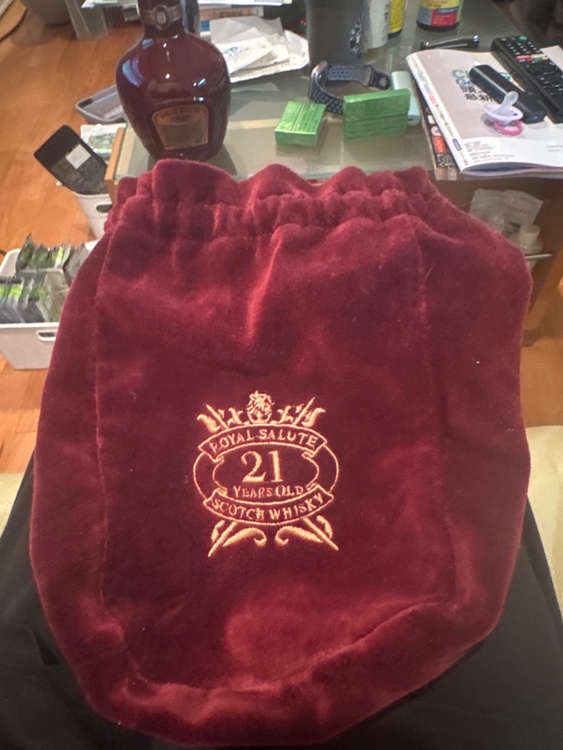 ROYAL SALUTE（お酒）の商品画像 - 査定依頼日：2026年5月28日 - 最高査定価格：5,000円