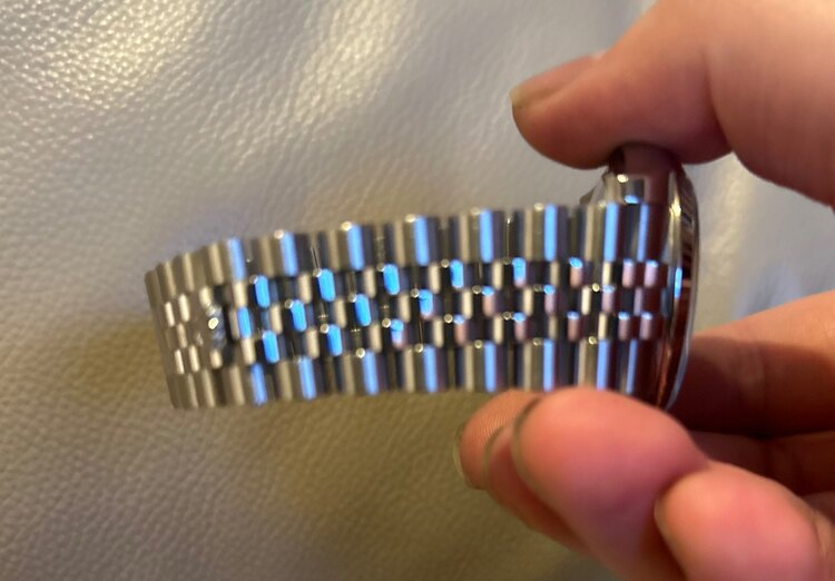 ロレックス デイトジャスト 116234g（高級時計）の商品画像 - 査定依頼日：2025年4月30日 - 最高査定価格：1,350,000円