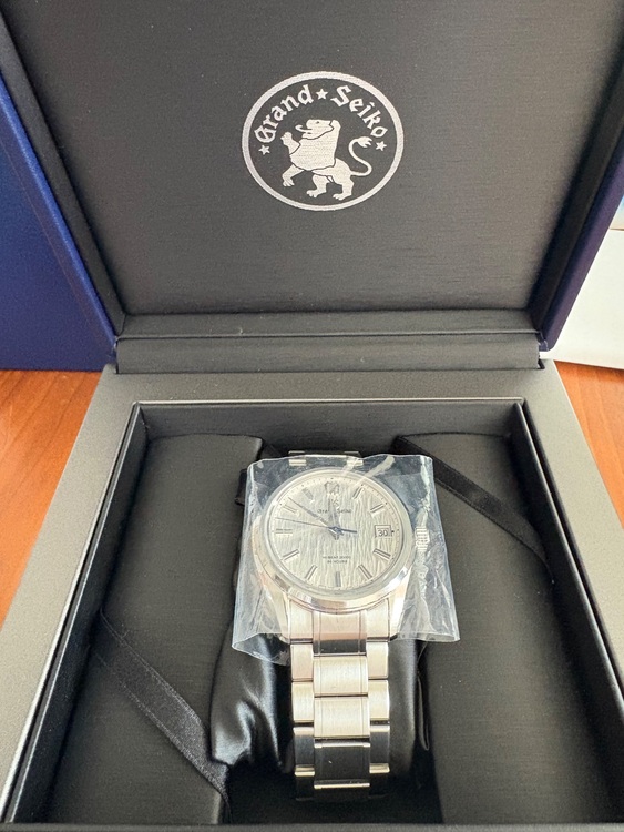 SLGH005（高級時計）の商品画像 - 査定依頼日：2025年9月23日 - 最高査定価格：800,000円