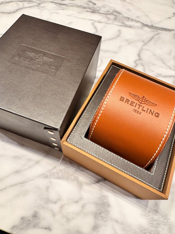 ブライトリング クロノマット （高級時計）の商品画像 - 査定依頼日：2025年3月25日 - 最高査定価格：460,000円