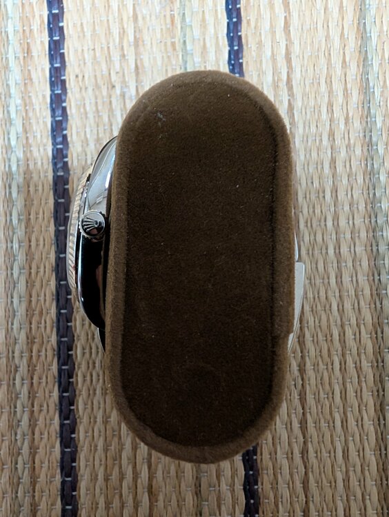 ロレックスデイトジャスト126234（高級時計）の商品画像 - 査定依頼日：2026年4月26日 - 最高査定価格：1,650,000円