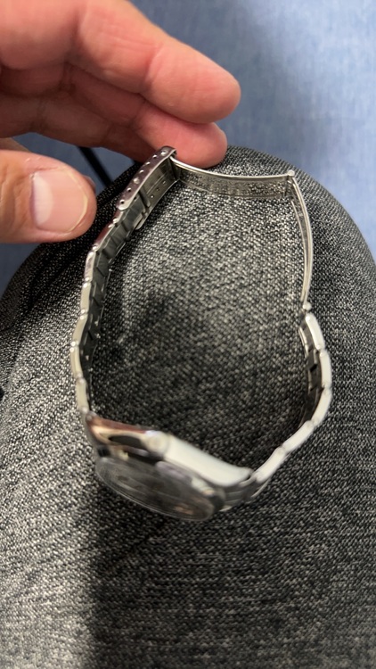 オイスターパーペチュアル（高級時計）の商品画像 - 査定依頼日：2025年9月12日 - 最高査定価格：560,000円