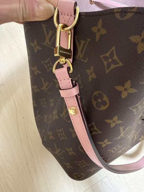 トートバッグ（ブランドバッグ）の商品画像 - 査定依頼日：2026年4月7日 - 最高査定価格：220,000円