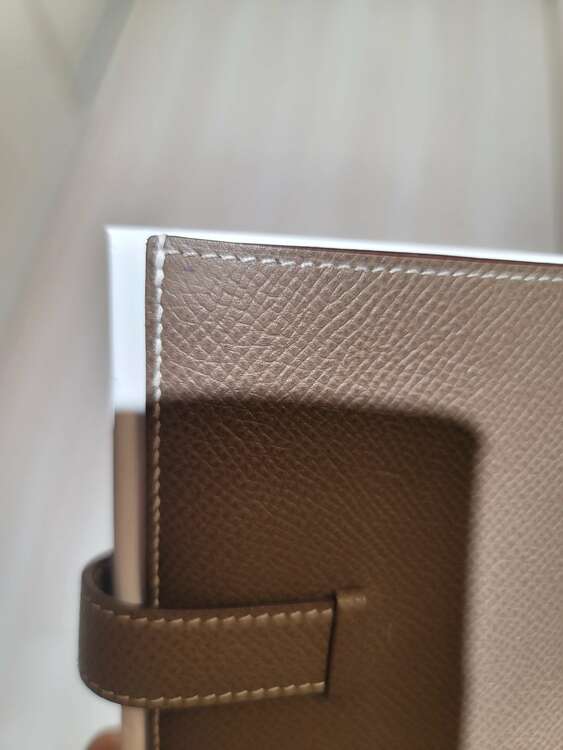 べアンコンパクト（ブランド財布・小物）の商品画像 - 査定依頼日：2025年5月4日 - 最高査定価格：130,000円