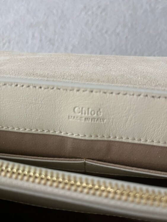 型番不明（ブランドバッグ）の商品画像 - 査定依頼日：2025年3月31日