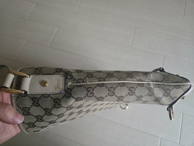 キャンパス地GGマーク（ブランドバッグ）の商品画像 - 査定依頼日：2026年2月7日 - 最高査定価格：100,000円