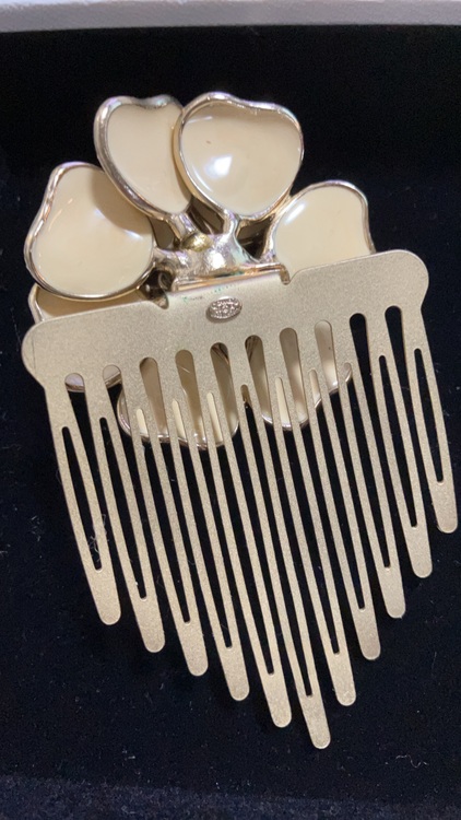 シャネル カメリア （ブランドバッグ）の商品画像 - 査定依頼日：2025年9月17日 - 最高査定価格：40,000円