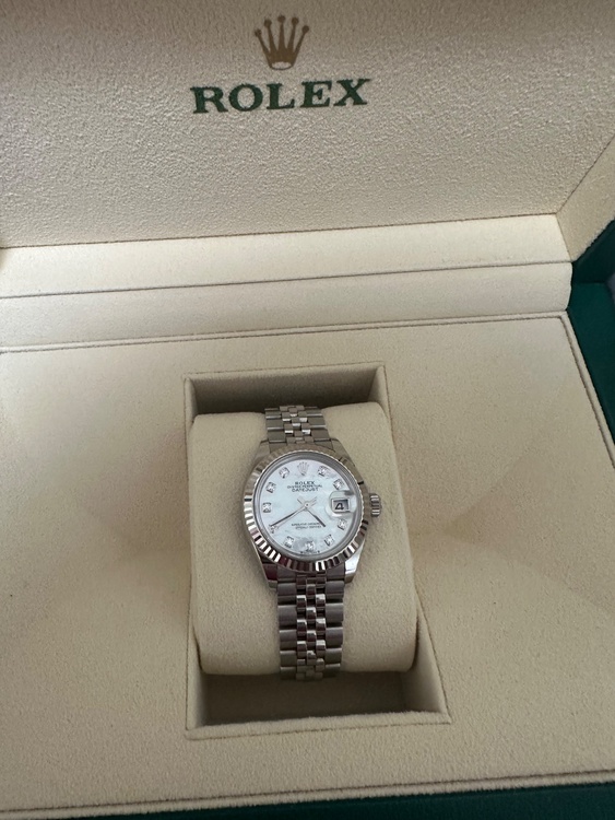 ロレックス デイトジャスト 27917（高級時計）の商品画像 - 査定依頼日：2025年12月28日 - 最高査定価格：1,750,000円