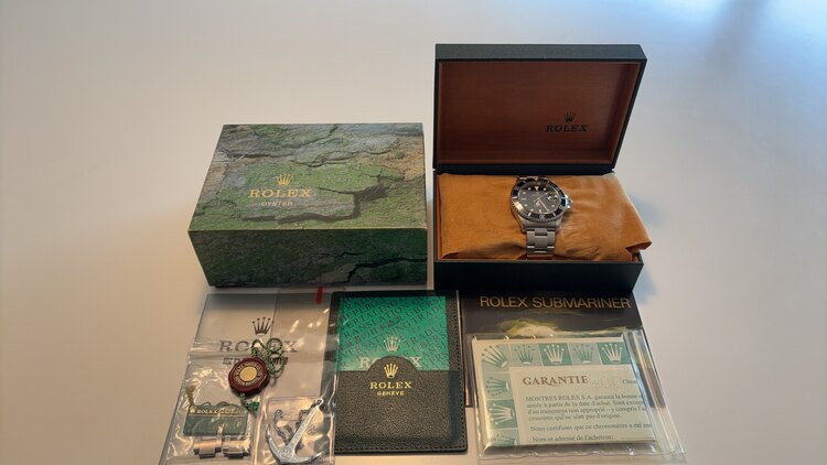 ロレックス サブマリーナー 1661（高級時計）の商品画像 - 査定依頼日：2025年2月15日 - 最高査定価格：1,350,000円