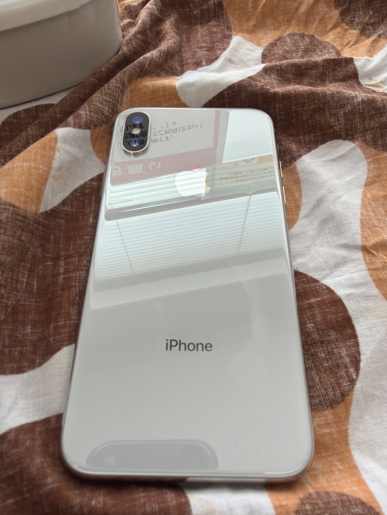 iPhone iPhoneX 64GB SIMフリー（スマホ）の商品画像 - 査定依頼日：2026年8月4日 - 最高査定価格：6,500円