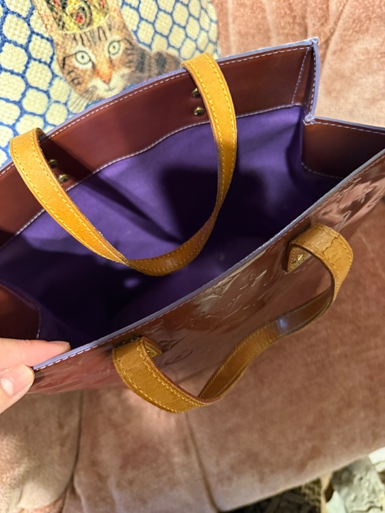 リードMM パープル（ブランドバッグ）の商品画像 - 査定依頼日：2025年12月16日 - 最高査定価格：20,000円