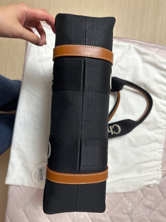 クロエリネン製WOODYウッディトートバッグ（ブランドバッグ）の商品画像 - 査定依頼日：2025年8月31日 - 最高査定価格：60,000円