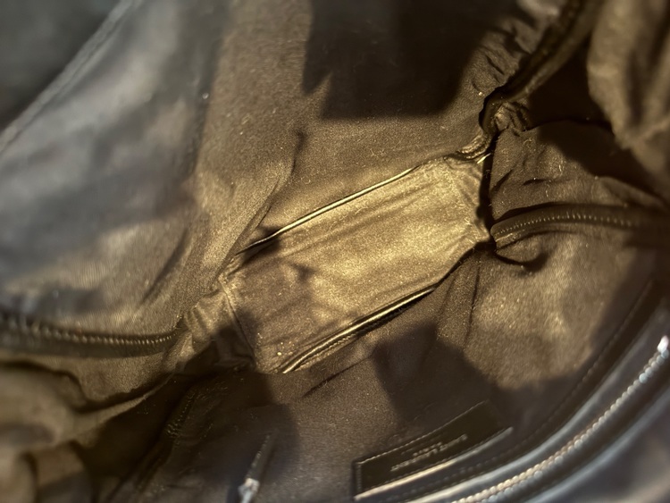 GNR421943・0216（ブランドバッグ）の商品画像 - 査定依頼日：2025年10月10日 - 最高査定価格：90,000円