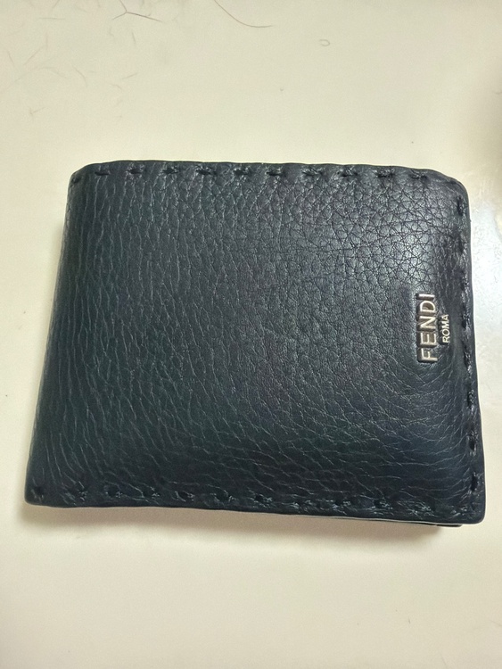 フェンディ  （ブランドバッグ）の商品画像 - 査定依頼日：2025年12月23日 - 最高査定価格：23,000円