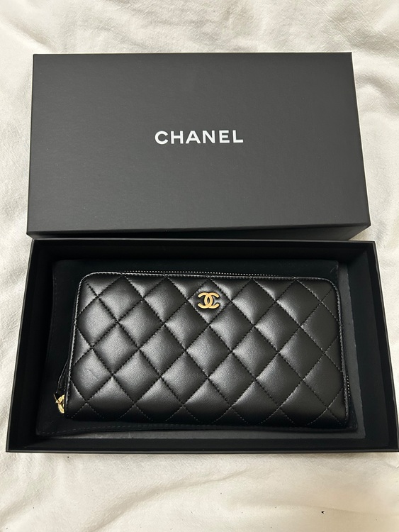 マトラッセ　ラムスキン　長財布（ブランド財布・小物）の商品画像 - 査定依頼日：2025年7月7日 - 最高査定価格：40,000円