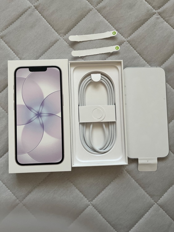 iPhone iPhone 17e 256GB SIMフリー（スマホ）の商品画像 - 査定依頼日：2026年7月20日 - 最高査定価格：64,000円