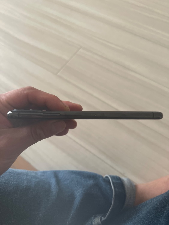 iPhone11Pro MAX（スマホ）の商品画像 - 査定依頼日：2025年7月9日 - 最高査定価格：34,000円