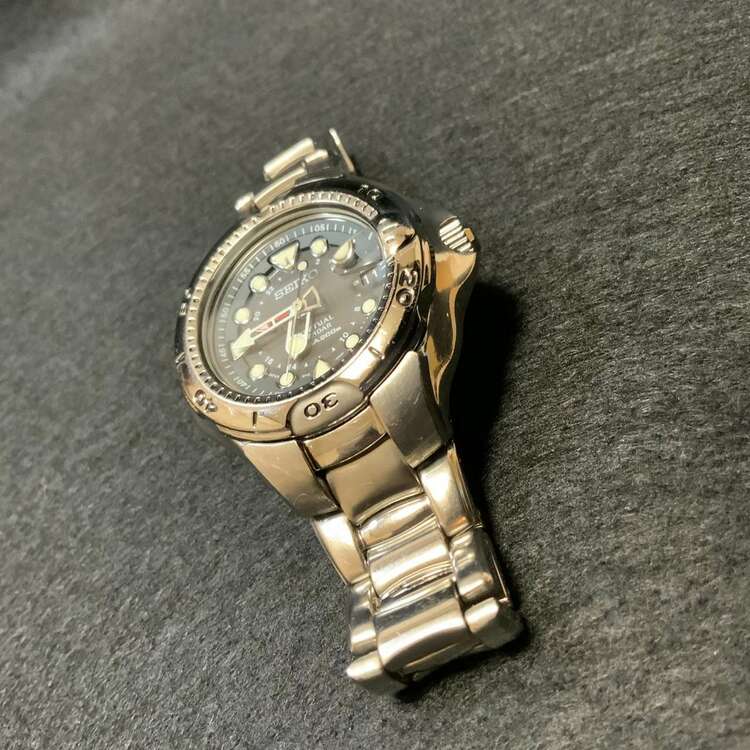 セイコー その他 8f58-002（高級時計）の商品画像 - 査定依頼日：2025年2月12日 - 最高査定価格：5,000円