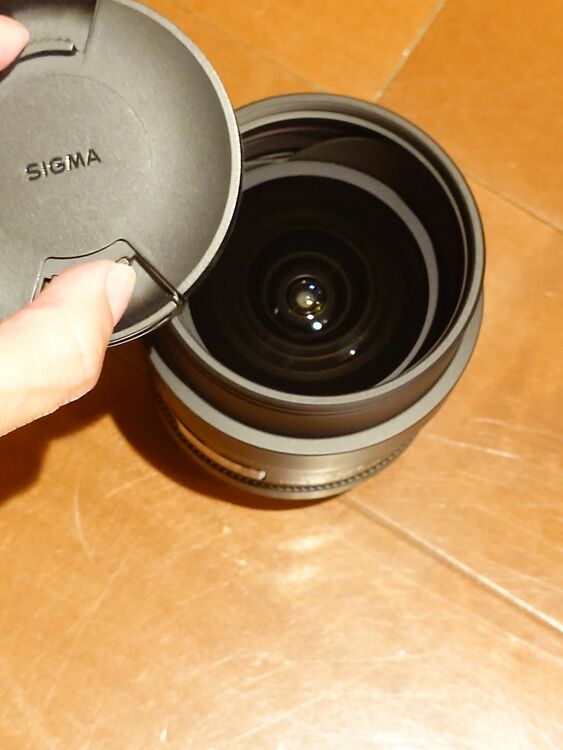 シグマ　DC FISHEYE HSM（カメラ）の商品画像 - 査定依頼日：2025年10月20日 - 最高査定価格：10,000円