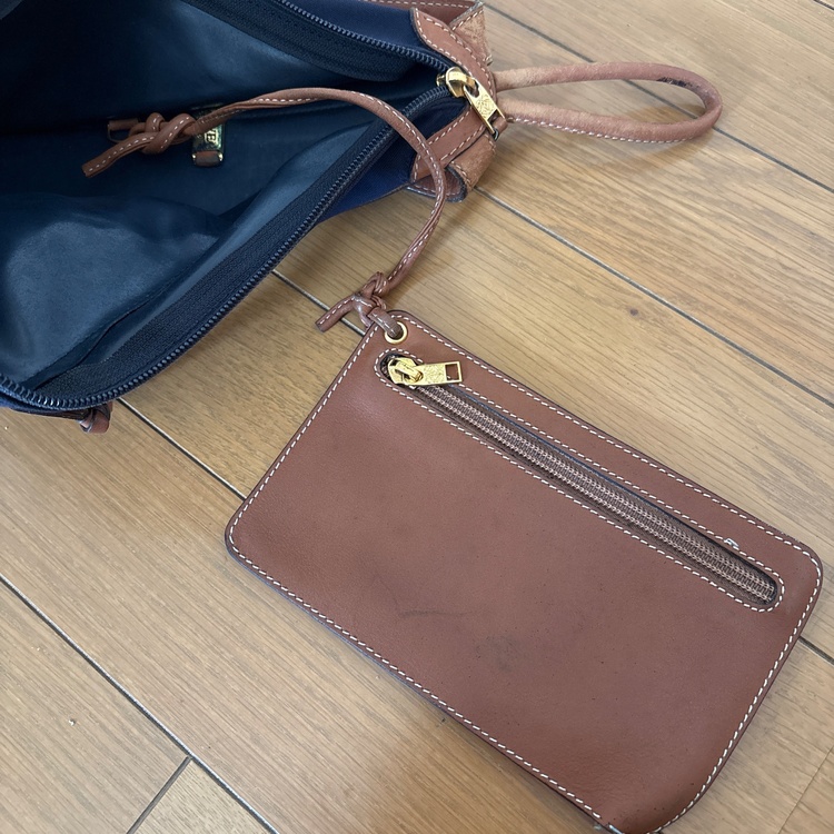 その他 その他（ブランドバッグ）の商品画像 - 査定依頼日：2026年9月2日 - 最高査定価格：12,500円