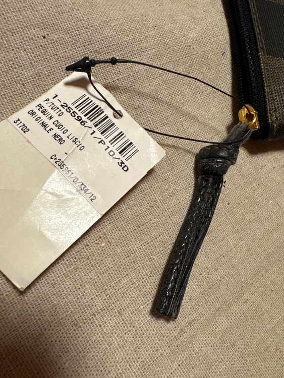 クラッチ　セカンド　バッグ　（ブランドバッグ）の商品画像 - 査定依頼日：2025年10月3日 - 最高査定価格：25,000円