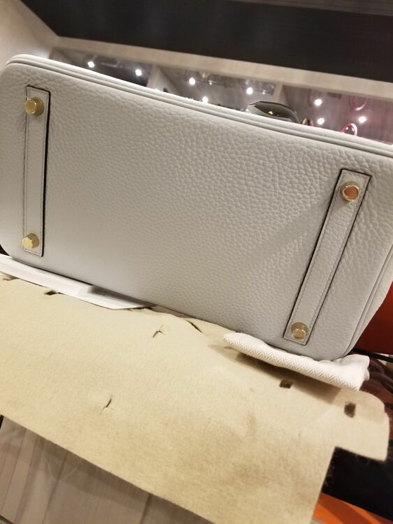 エルメス バーキン （ブランドバッグ）の商品画像 - 査定依頼日：2025年10月27日 - 最高査定価格：2,440,000円