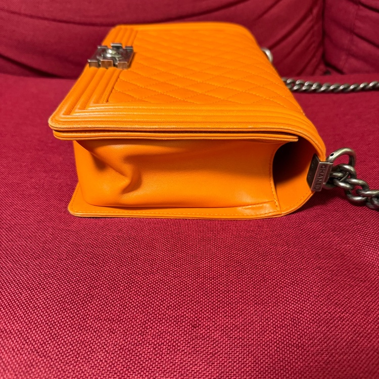 ボーイシャネル28 ラムスキン（ブランドバッグ）の商品画像 - 査定依頼日：2025年12月8日 - 最高査定価格：270,000円