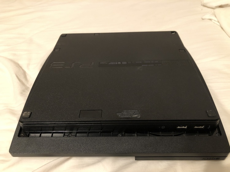 PS3 CECH-3000A（ゲーム機本体・ゲームソフト）の商品画像 - 査定依頼日：2021年4月19日 - 最高査定価格：3,000円