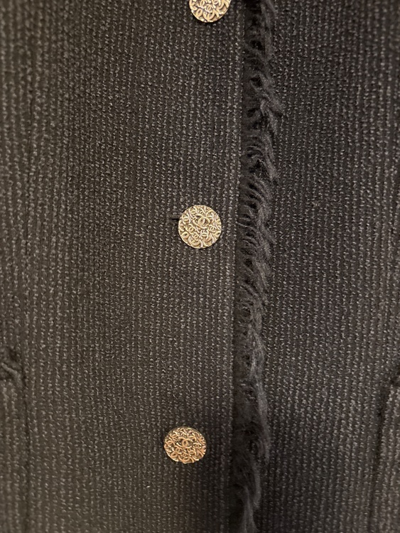 ジャケット（古着・ファッション）の商品画像 - 査定依頼日：2025年10月24日 - 最高査定価格：70,000円