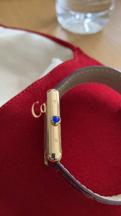 カルティエ タンク W101875（高級時計）の商品画像 - 査定依頼日：2025年5月8日 - 最高査定価格：580,000円