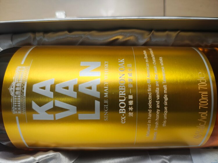 KAVALAN ex-BOURBON OAK（お酒）の商品画像 - 査定依頼日：2026年10月4日 - 最高査定価格：10,000円