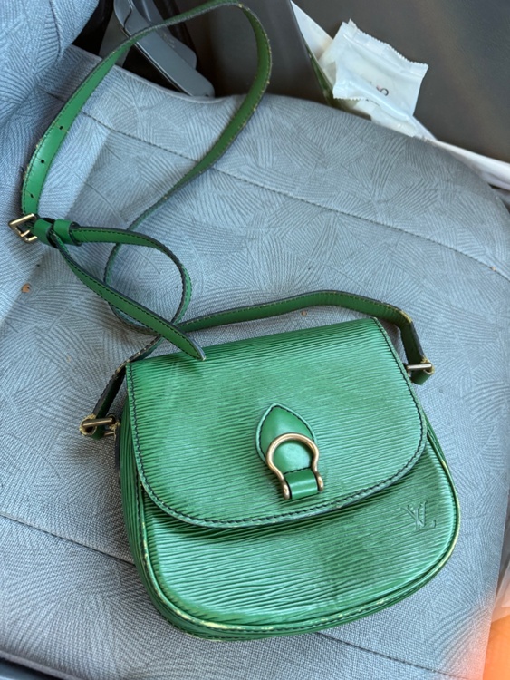 ショルダー（ブランドバッグ）の商品画像 - 査定依頼日：2025年12月6日 - 最高査定価格：23,000円